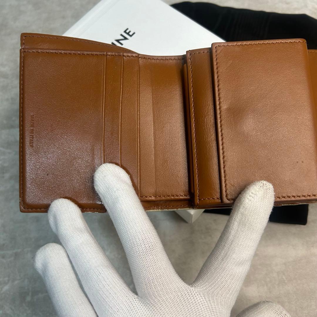 大人気✨セリーヌ トリオンフ スモールウォレット 三つ折り 財布 箱、保存袋付