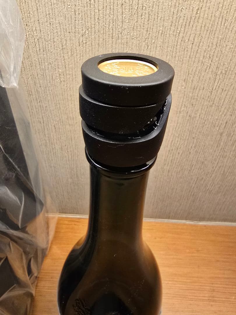 【空瓶】【希少】十四代 七垂二十貫 化粧箱入り 720ml　2025年度