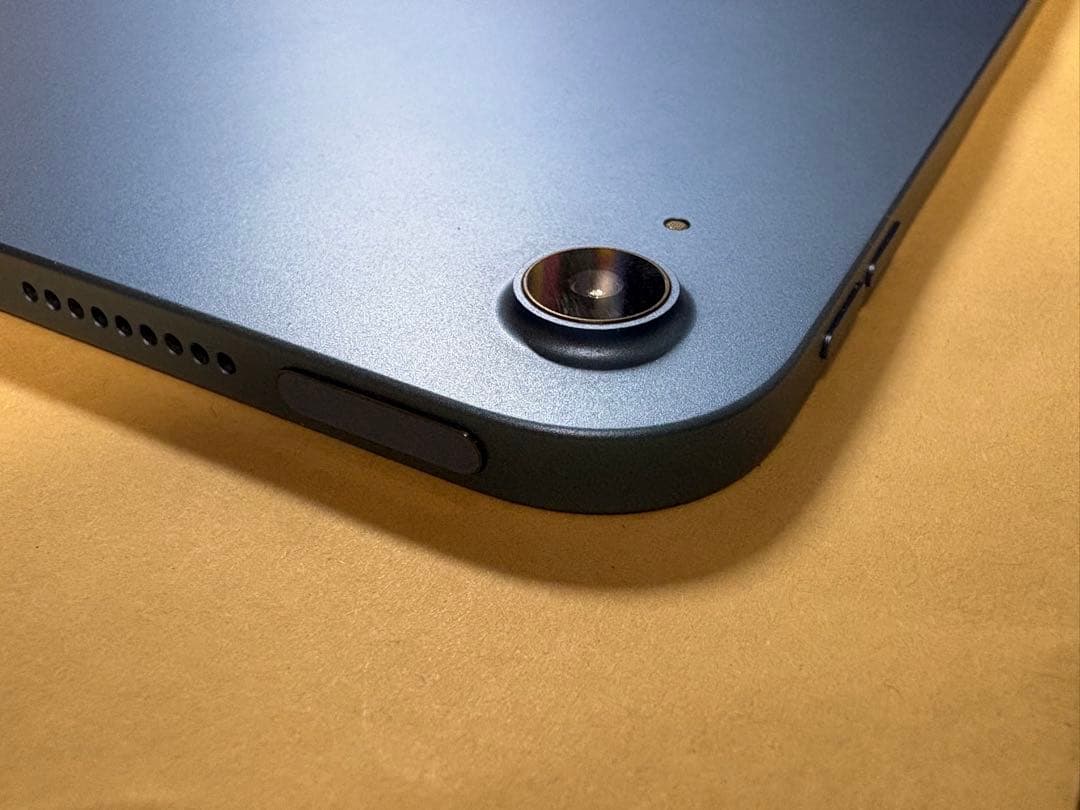 美品 iPad 第10世代 64GB wifi ブルー