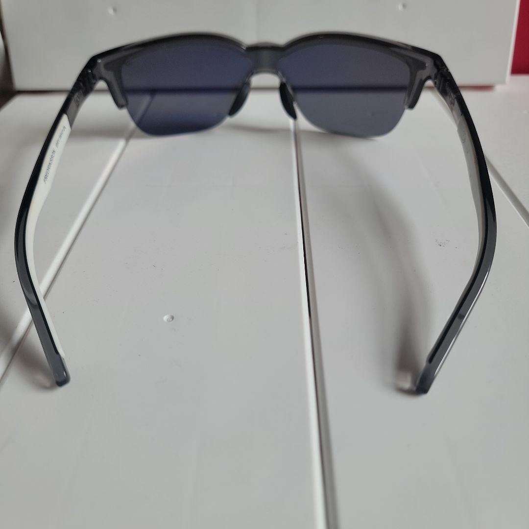 Ｅｙｅｖｏｌ　FREDRIKSSON　GRY-WHT-PL　サングラス　中古