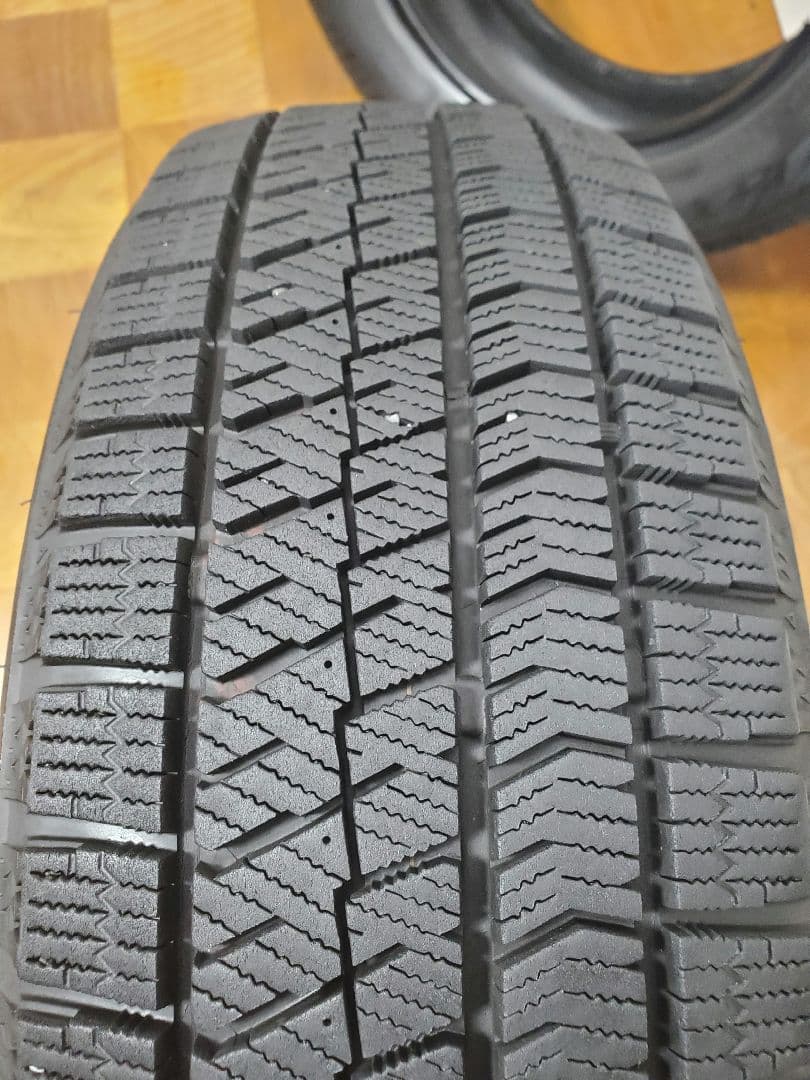 185/60R15 スタッドレス ブリヂストン VRX2
