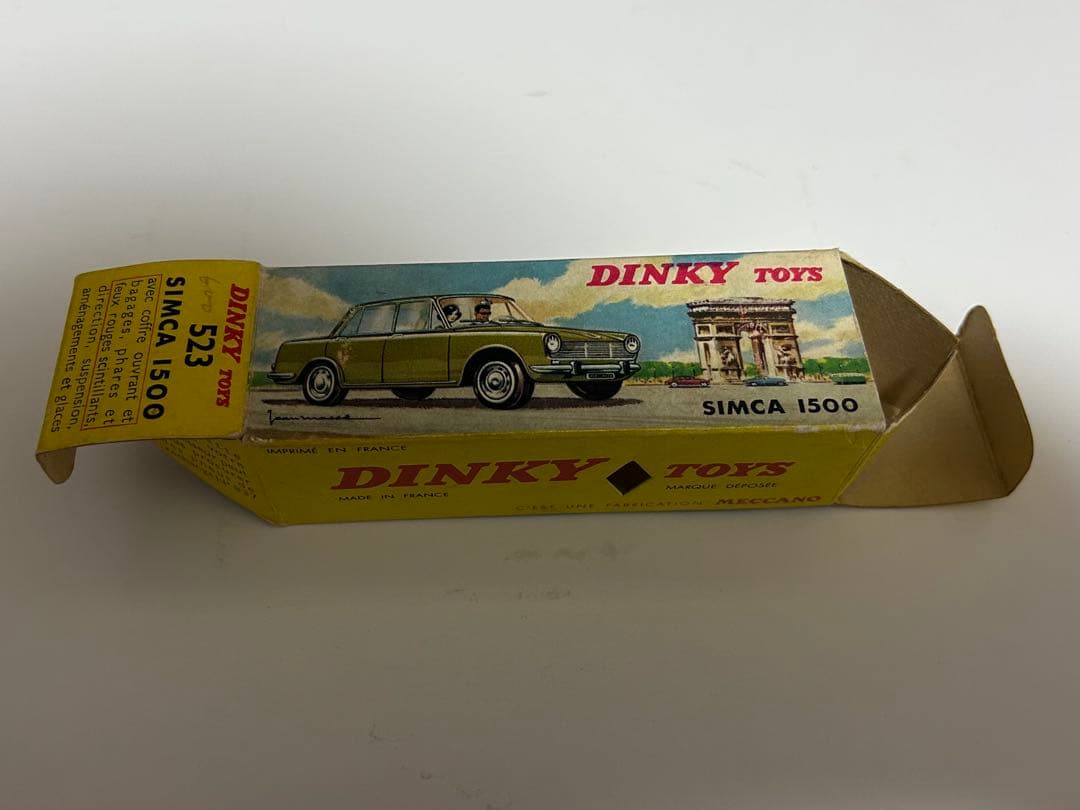 Dinky Toys Simca 1500 【523】