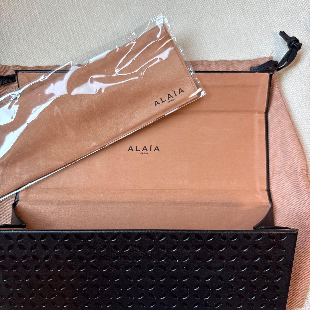 小物 ALAIA powder sunglasse
