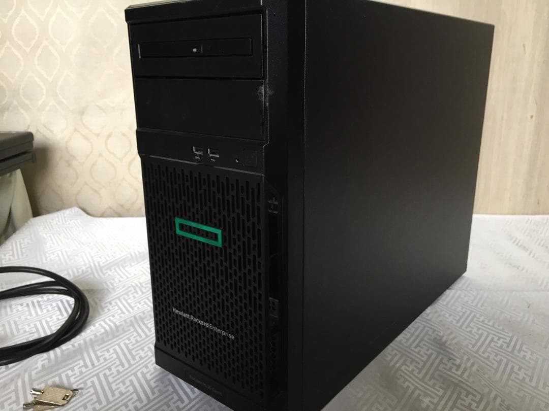 HPE ProLiant ML30 Gen10 サーバー　No2
