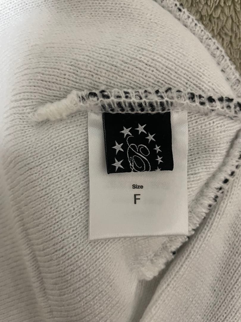 り*こ様 【正規品・完売品】afb ビーニー ニット帽 ホワイト 星
