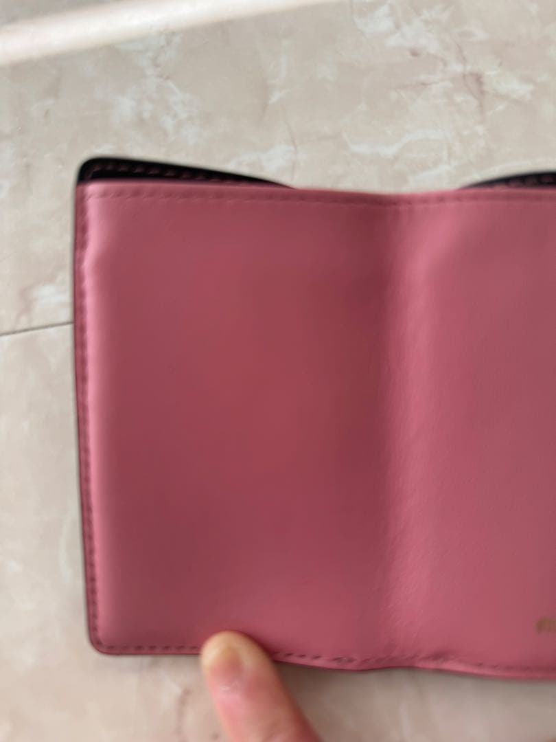 MIU MIU リボン付き三つ折り財布