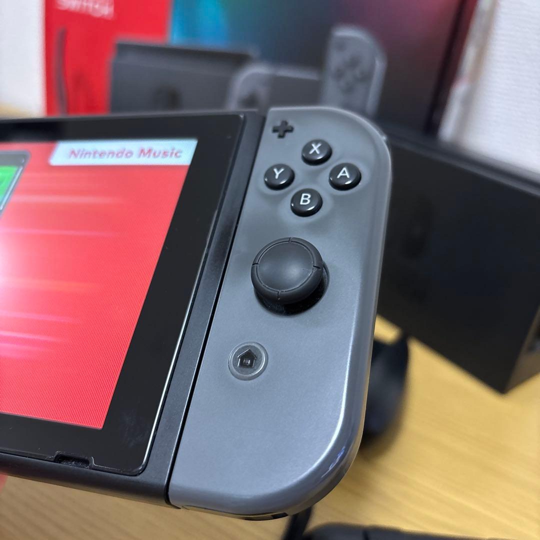 【訳あり】画面表示不良 Nintendo Switch 新型 グレー
