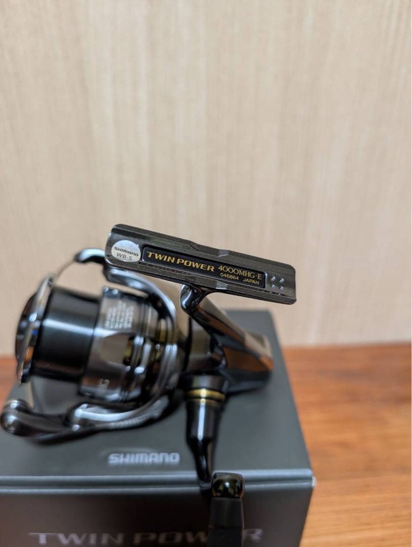 シマノ　24ツインパワー　4000MHG