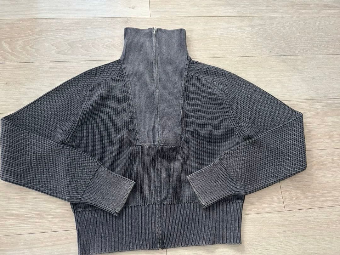 【新品】YLÈVE FADED STONEWASH KNIT ZIPプルオーバー