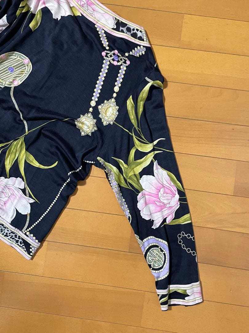♠️LEONARD(レオナール)♠️Lサイズ◆花柄◆長袖カーディガン