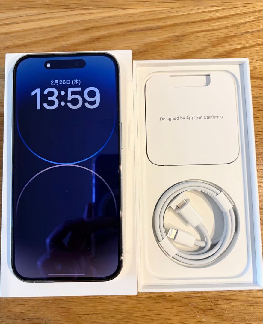美品 iPhone14pro 128GB シルバー 箱あり 充電ケーブルあり