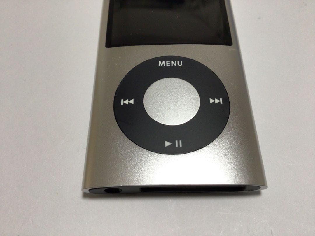 iPod nano5世代8GBシルバーno.30バッテリー交換済作動品