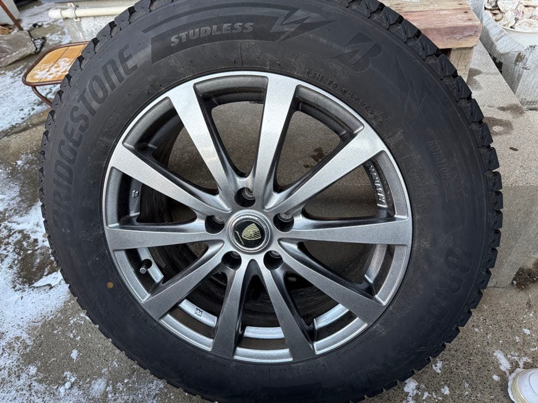 【値下げ】ブリヂストン225/65R17スタッドレスタイヤホイールセット