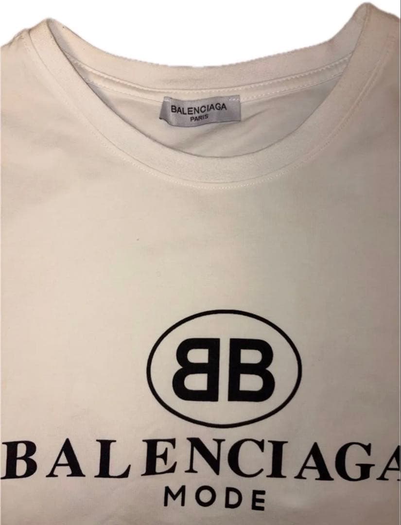 BALENCIAGAロゴ Tシャツ