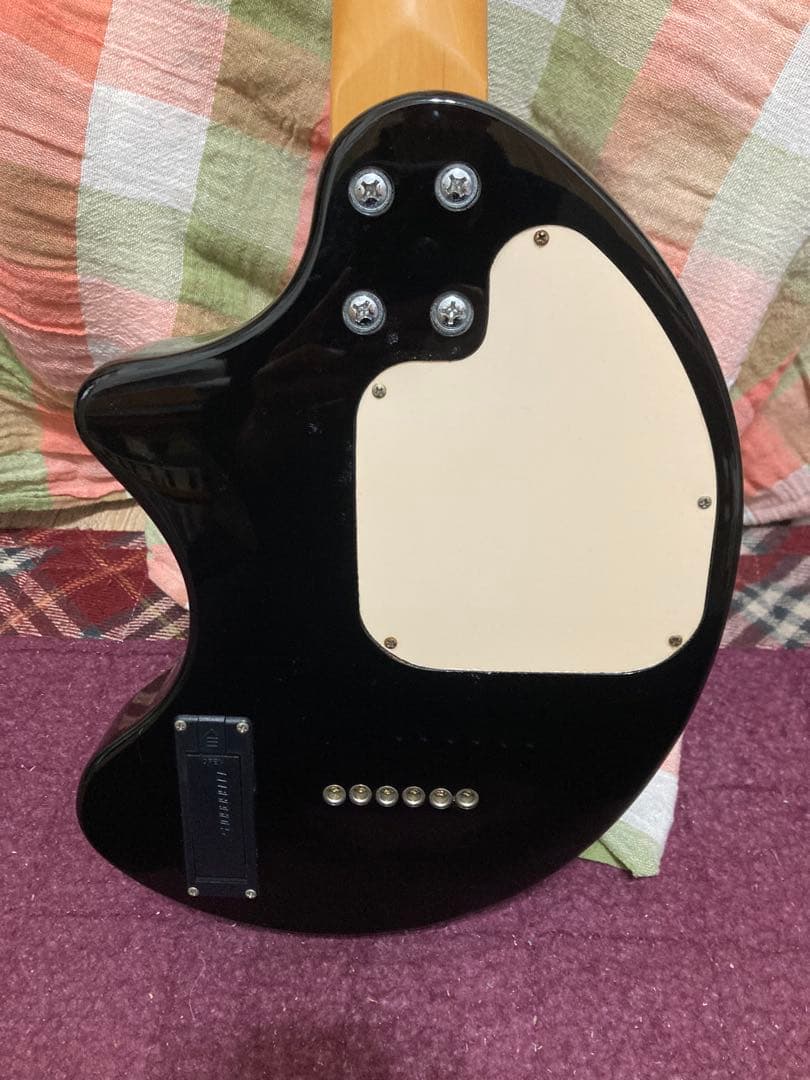 FERNANDES ブラック エレキギター スピーカー内蔵 ZO-3