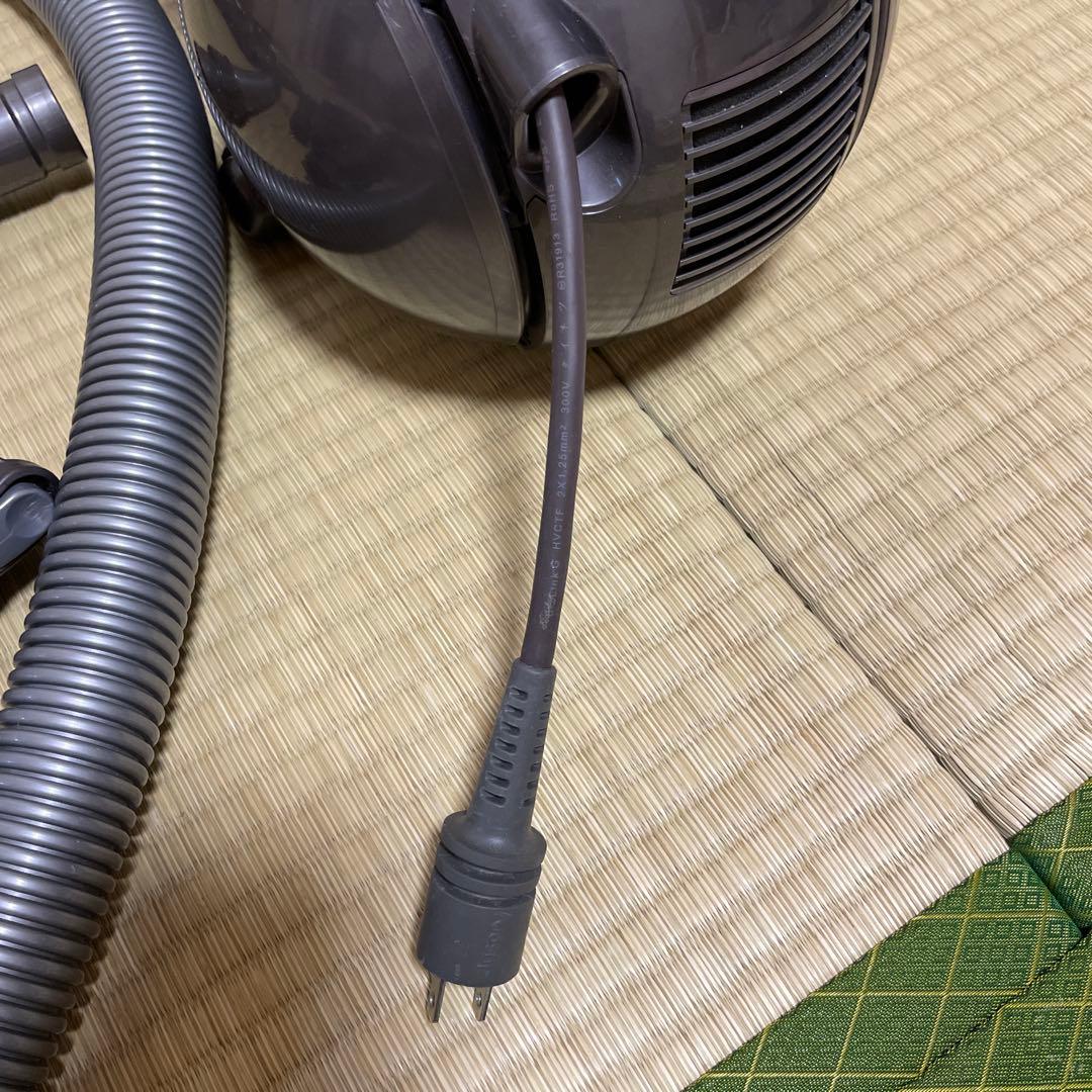 Dyson Ball Motorhead コード掃除機　ダイソンDC63