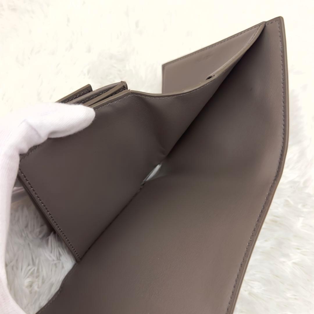 極上美品⭐️CELINE セリーヌ トリフォールドウォレット 財布 カーフレザー