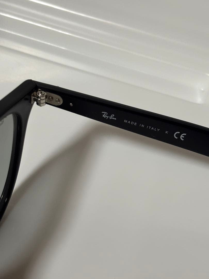 ★大人気モデル★RB4259F 601/87★RayBan★ ライトグレー★