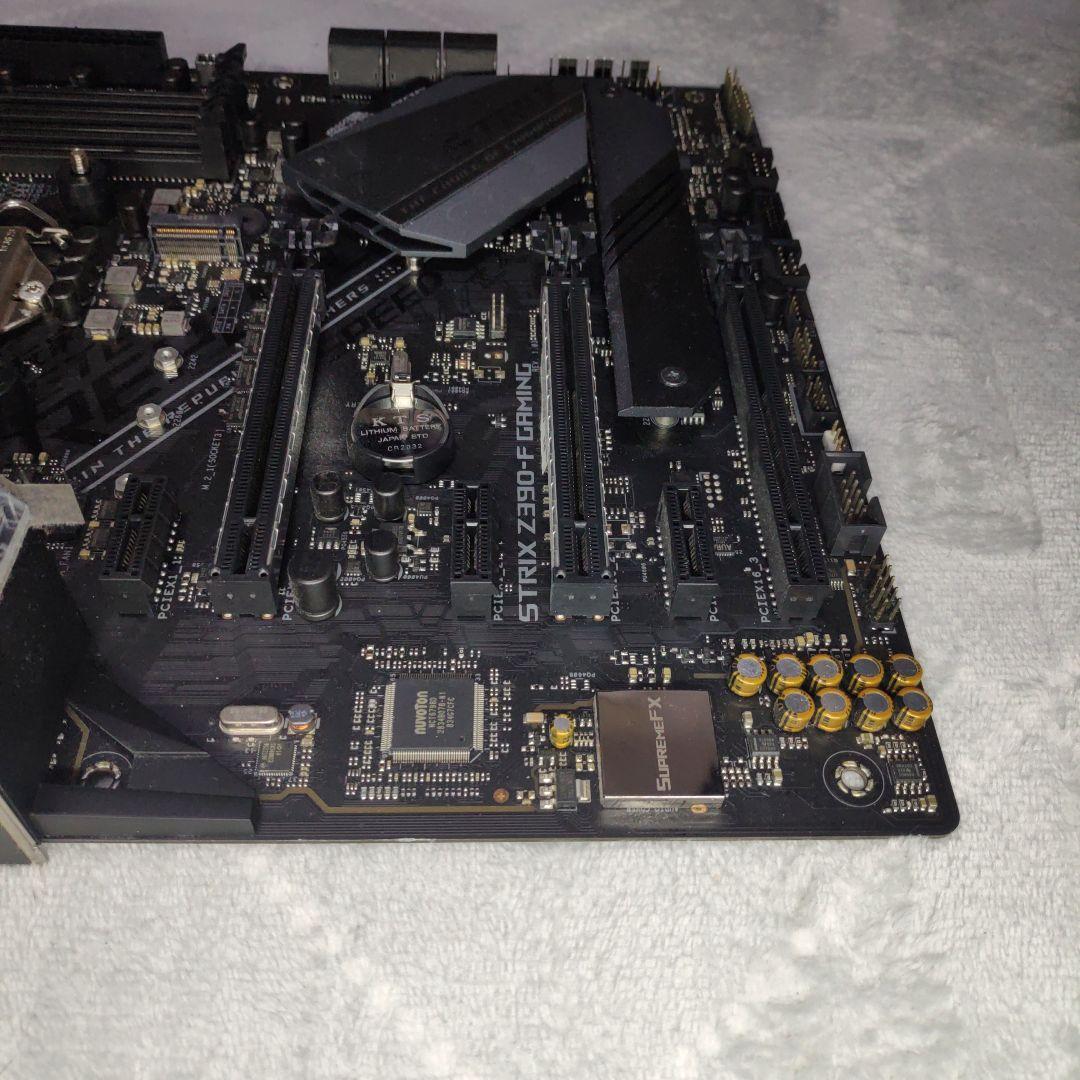 ASUS STRIX Z390-F GAMING マザーボード