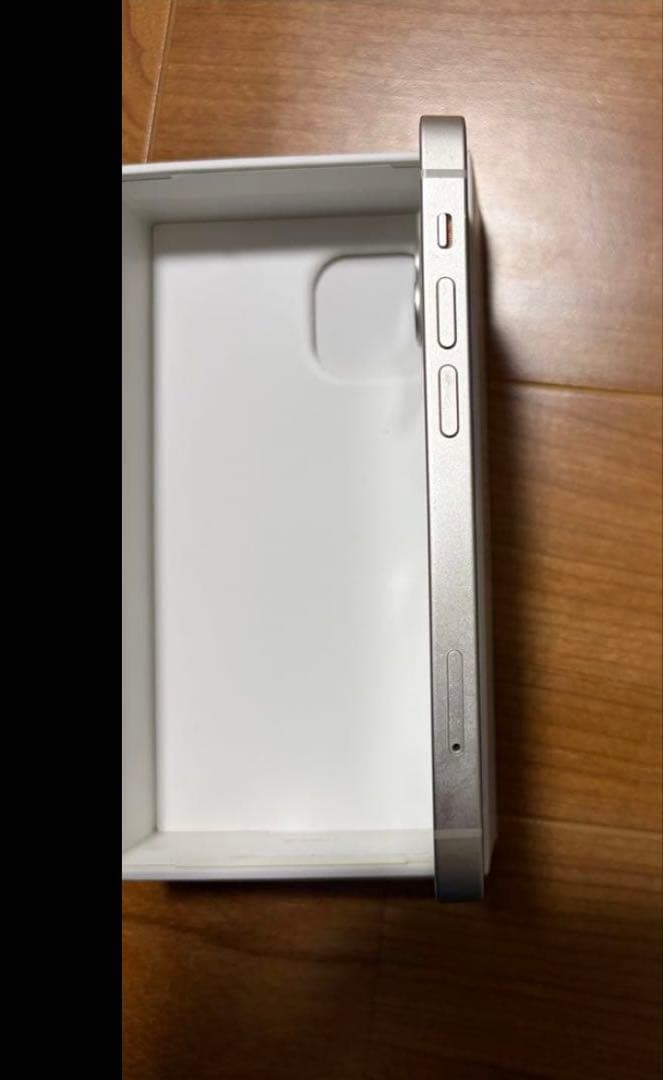 美品 iPhone 13 mini simフリー　ホワイト箱付き