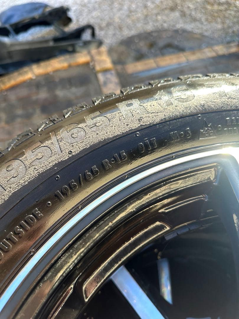 Continental スタッドレスタイヤ ホイール 195/65R15 美品