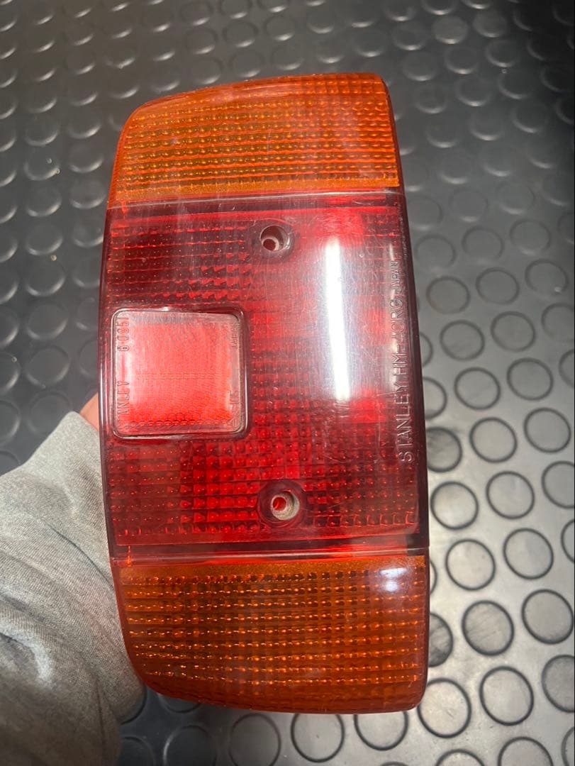 CBX400F 純正テールレンズ