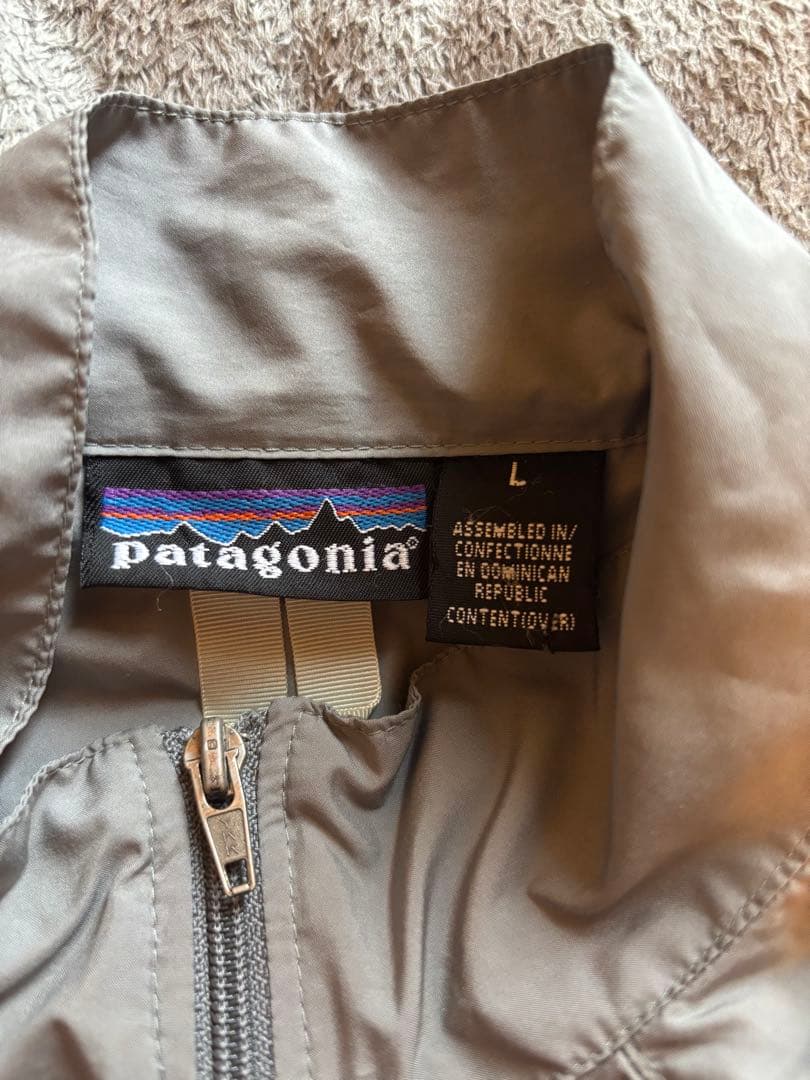 patagonia ウィンドブレーカー L グレー