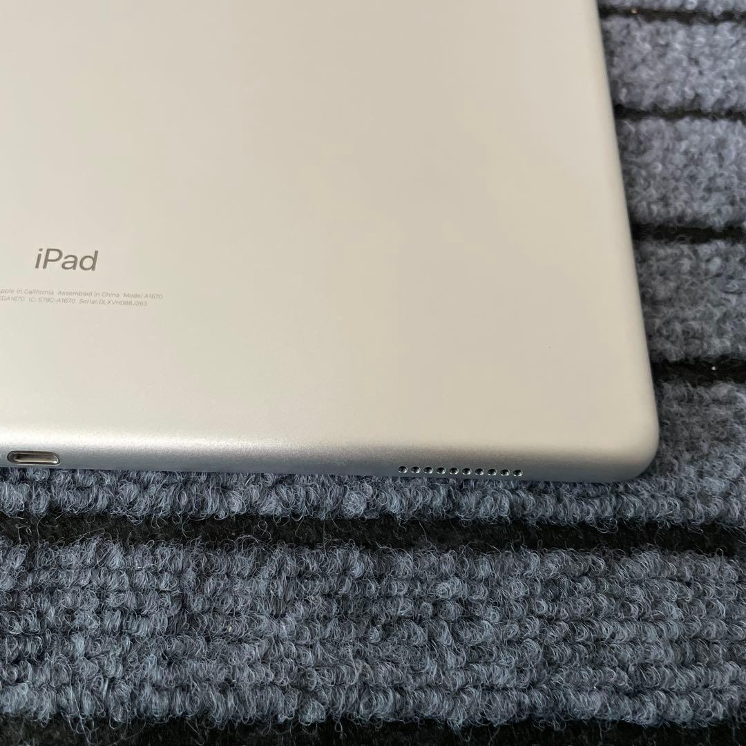 1 iPad Pro 12.9 2世代 64GB Wi-Fi シルバー