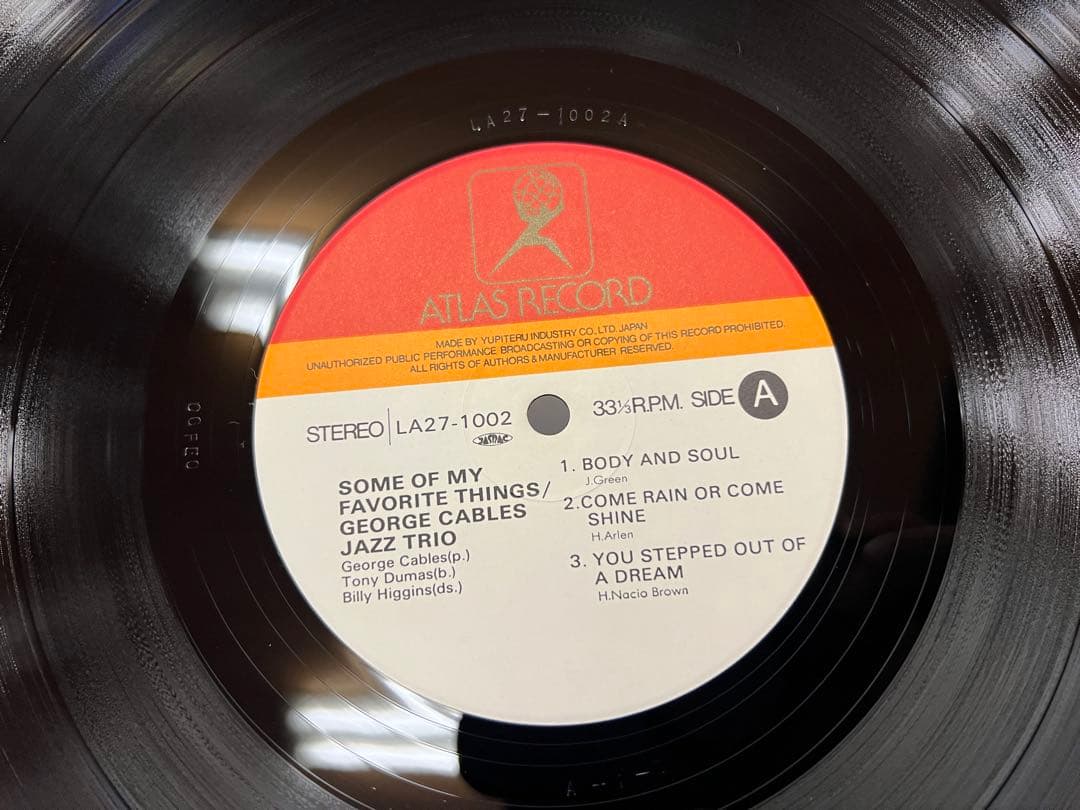 帯付 ジョージ・ケーブルス・ジャズ・トリオ LA27-1002 LPレコード