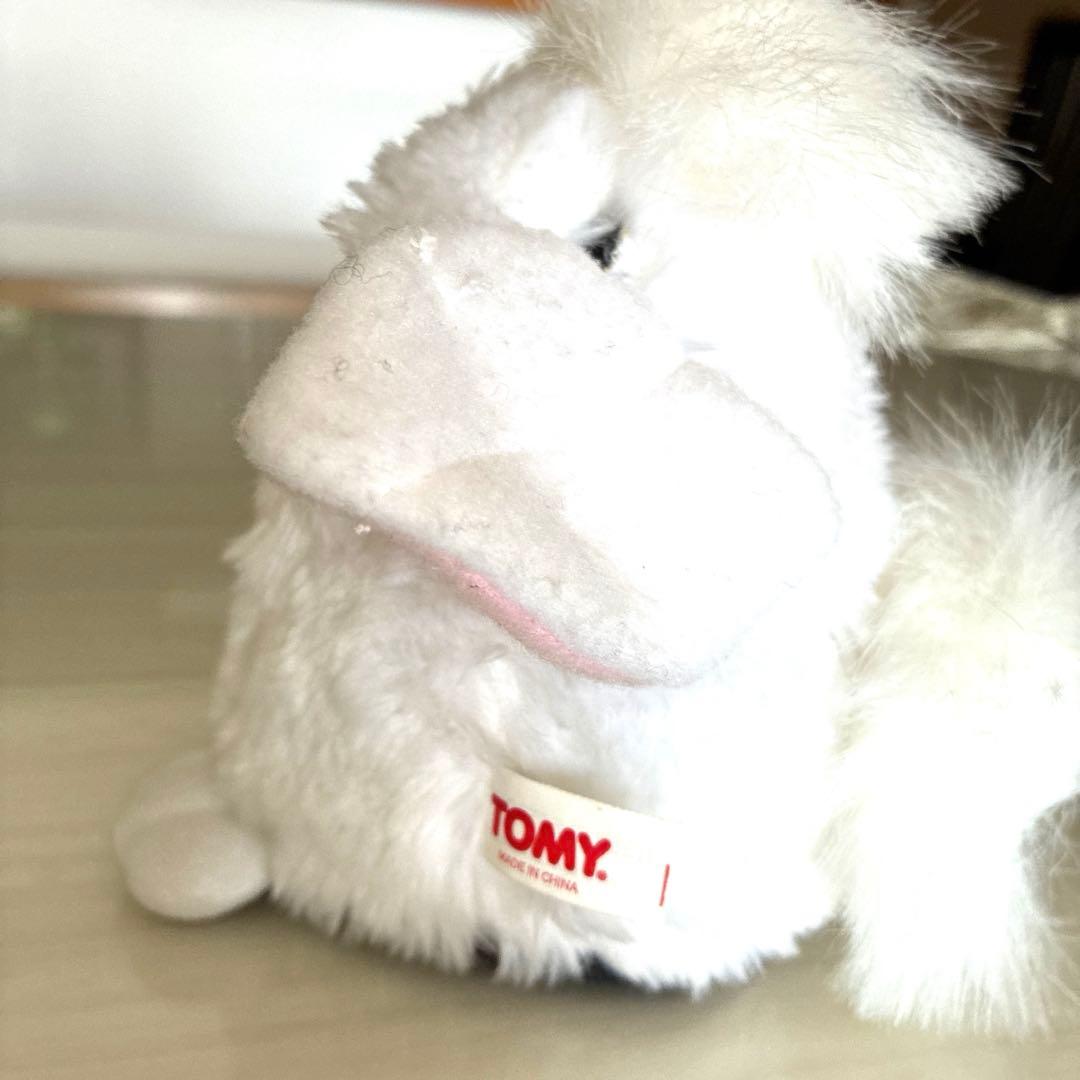 ファービー　Furby ホワイトカラー&ブルーアイ　TOMY