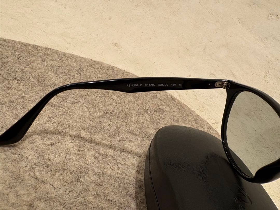 確実正規品！飯田将成さん　RayBanレイバン RB4259F 601/87
