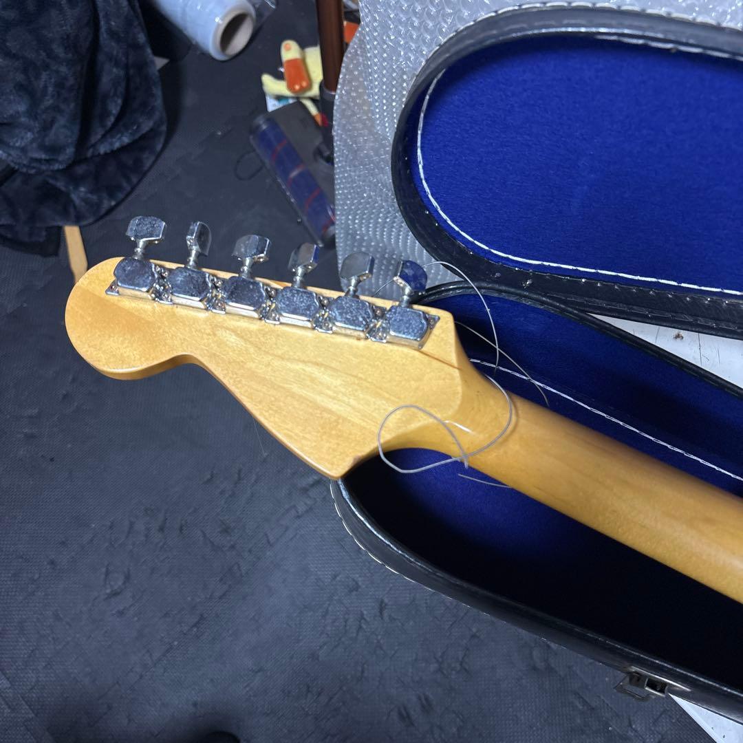 H*e様 エレキギター　gibson?