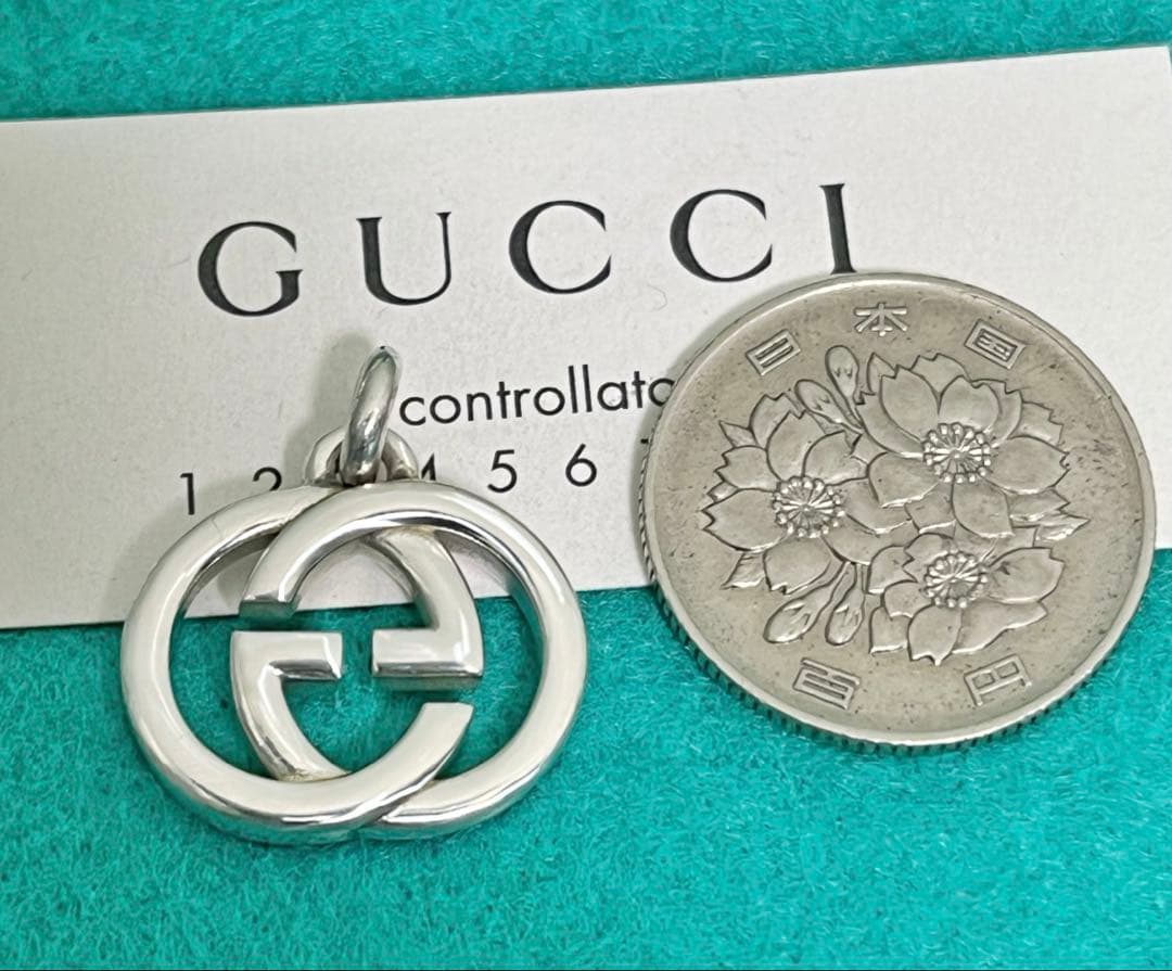 美品　GUCCI インターロッキングペンダントS