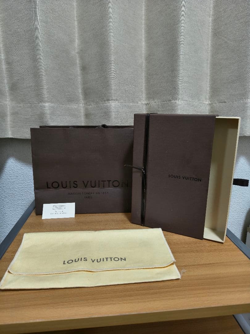[ ⭕️値引中⭕️ ] 財布 ヴィトン　ヴィクトリーヌ モノグラム