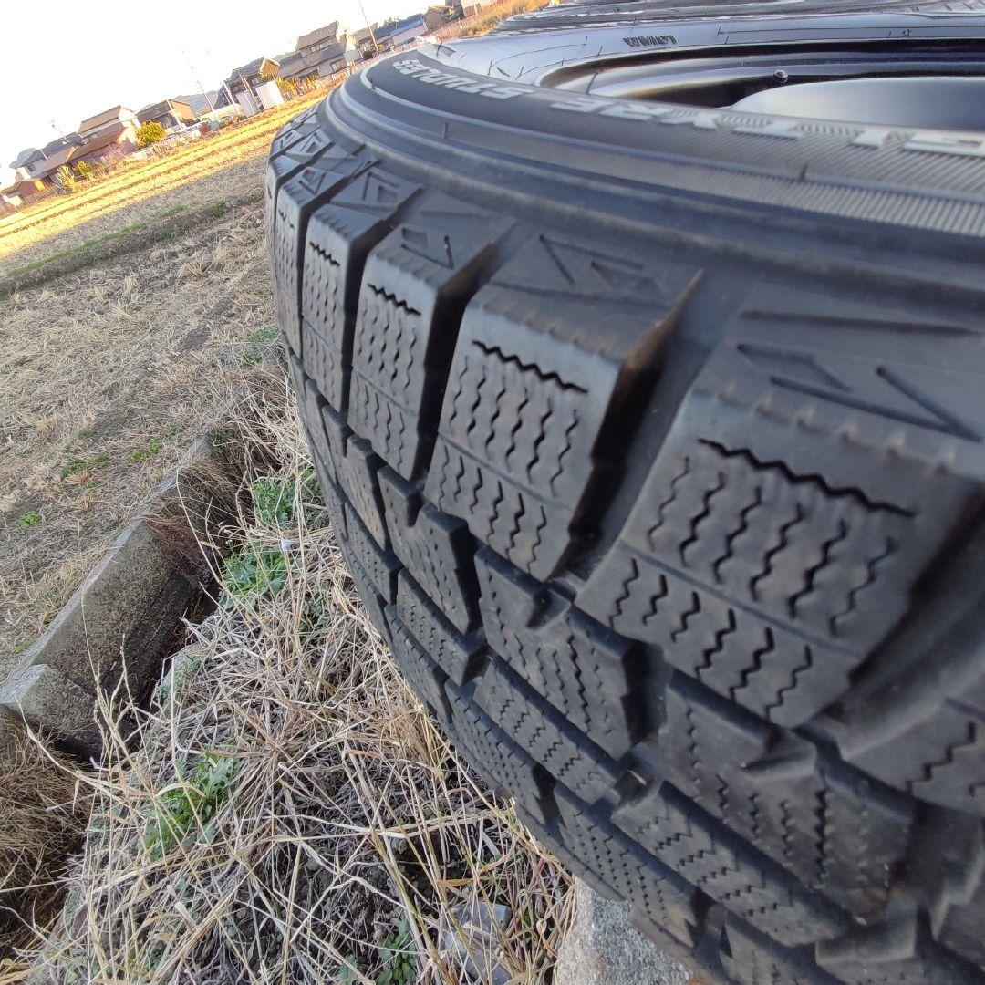 DUNLOP スタッドレスタイヤ 195/65R15 鉄チン付