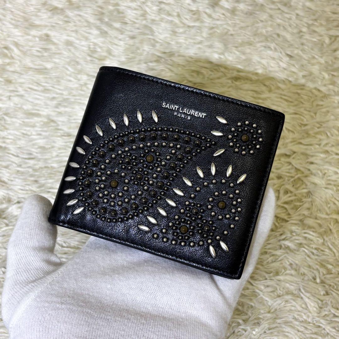 希少【美品】サンローラン 二つ折り財布 スタッズ ペイズリー ブラック 黒