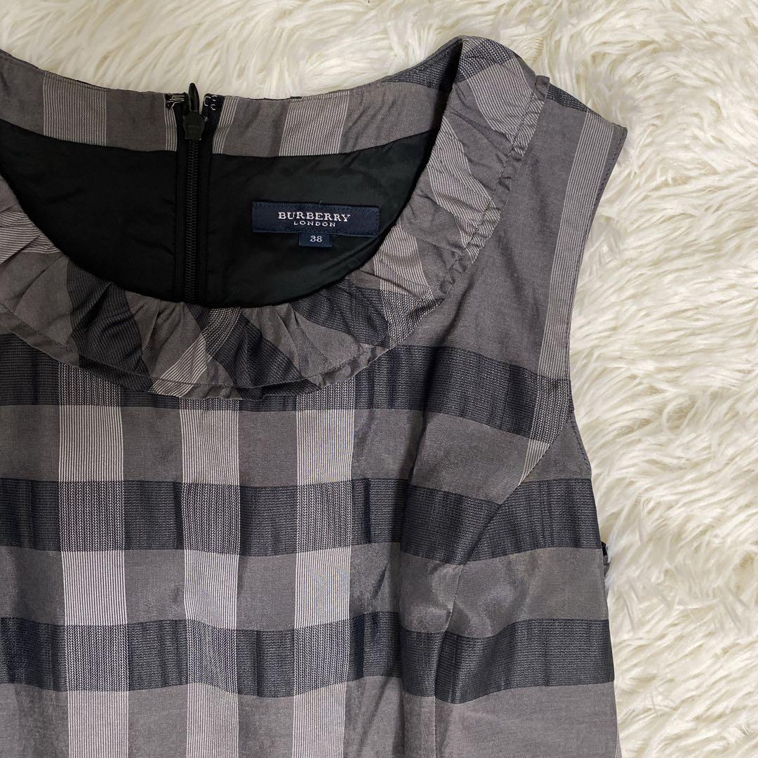 BURBERRY メガノバチェック柄 ノースリーブ ワンピース シルク混 グレー