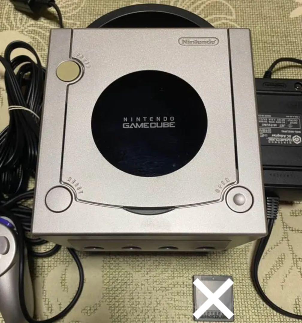 ゲームキューブ 本体　コントローラー　ケーブル類付属