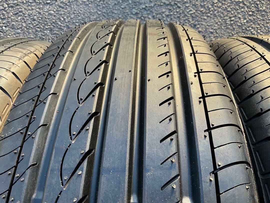 【送料無料】ヨコハマ　アドバンdBデシベル　205/60R16 新古タイヤ4本