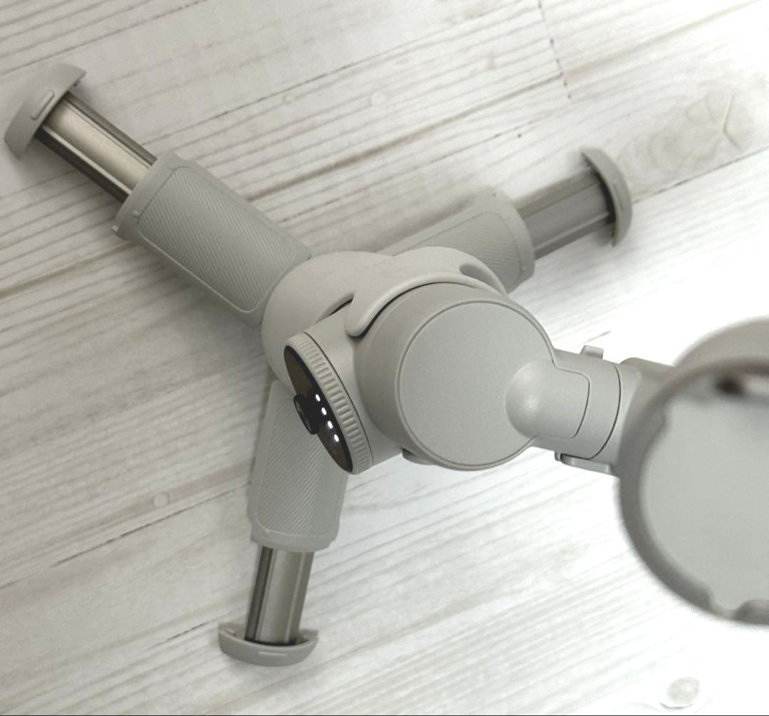 【極美品】 Insta360 Flow - AI搭載スマートフォン用ジンバル