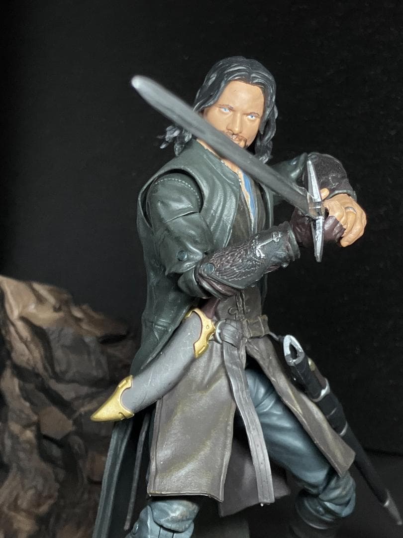 【新品未開封】『アラゴルン』ロードオブザリング 荒武者系アクションフィギュア