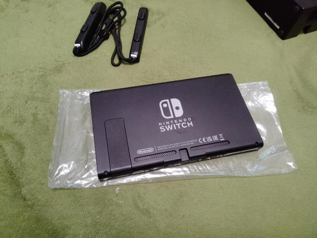 Nintendo Switch 本体　2025年製