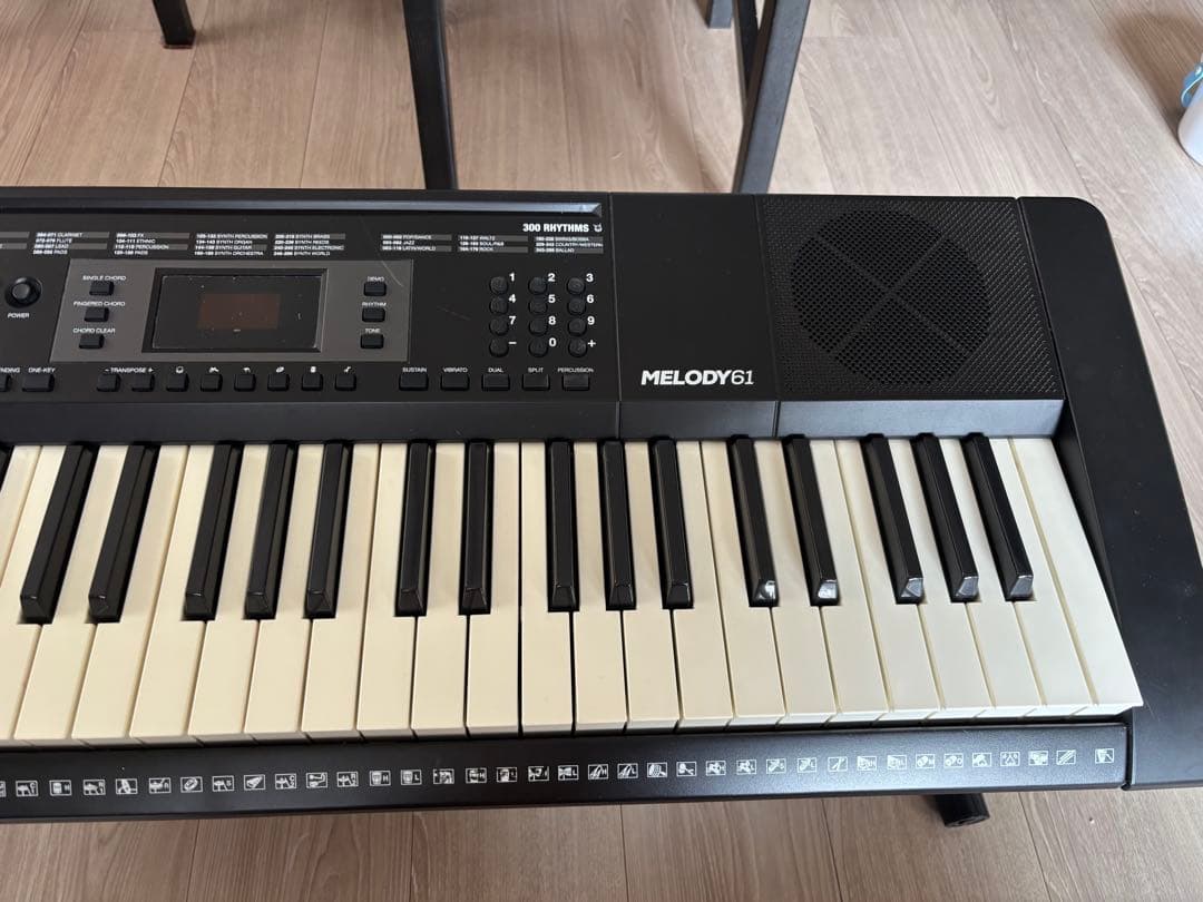 Alesis Melody 61 キーボード