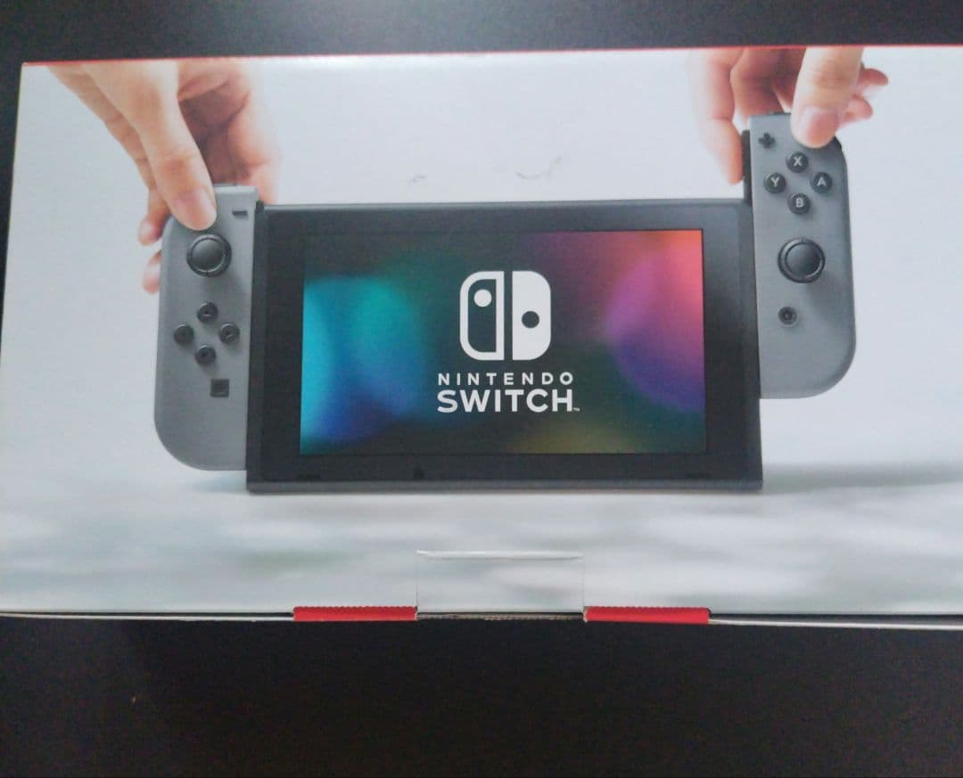 任天堂Switch　本体　動作確認済み美品 箱、ケース、予備リモコン付き