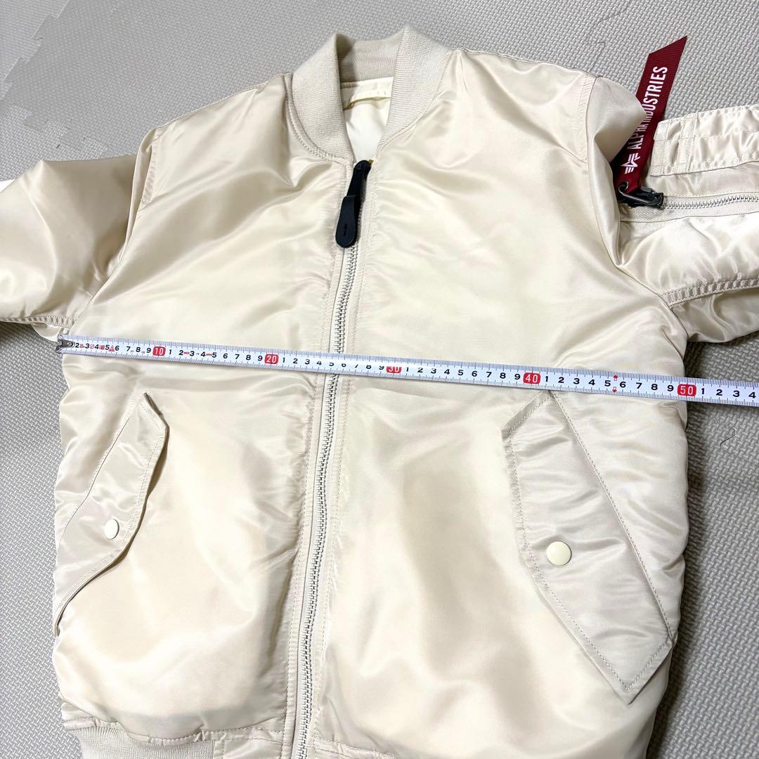 【美品】アルファインダストリーズ MA-1 白