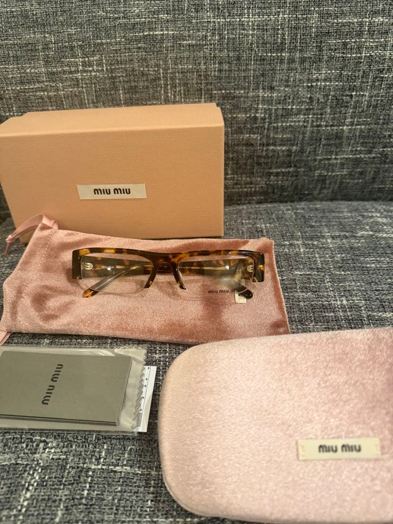 MIU MIU ヴェデット スクエアサングラス