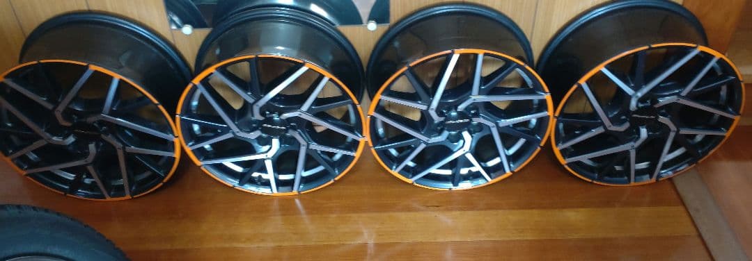モデューロホイール8J18インチ