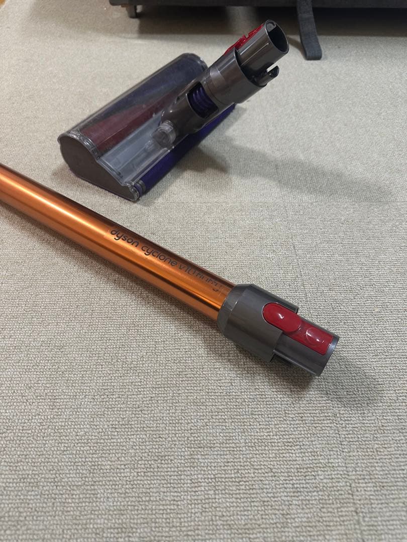 【格安】 Dyson ダイソン V10 掃除機