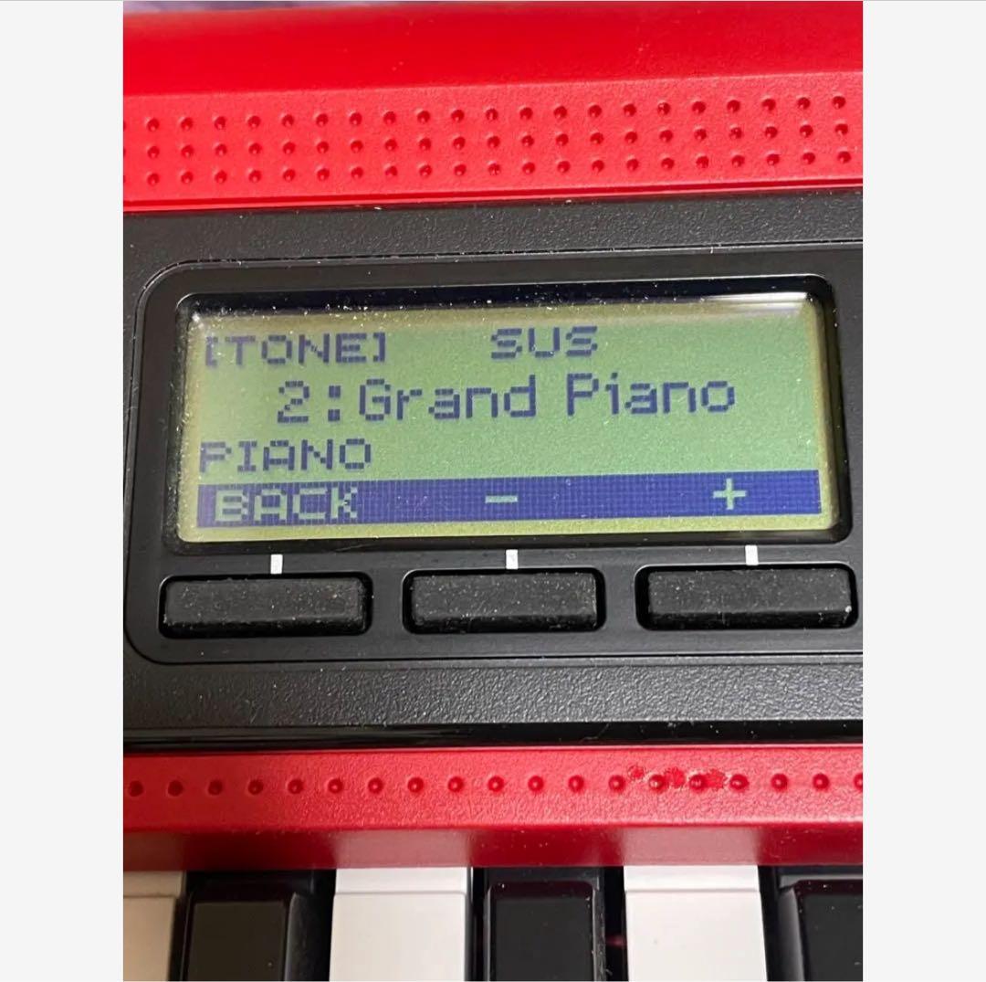 CASIO CT-S200 赤い電子キーボード