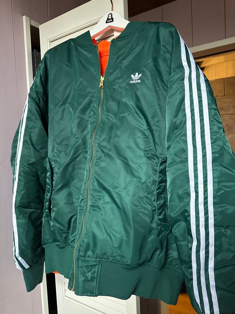 adidas アディダスオリジナルス ボンバージャケット　ma-1